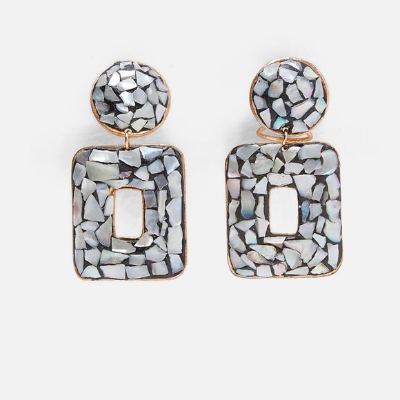 ZARA Geometric Mother Of Pearl Earrings - Picture 2 of 8
